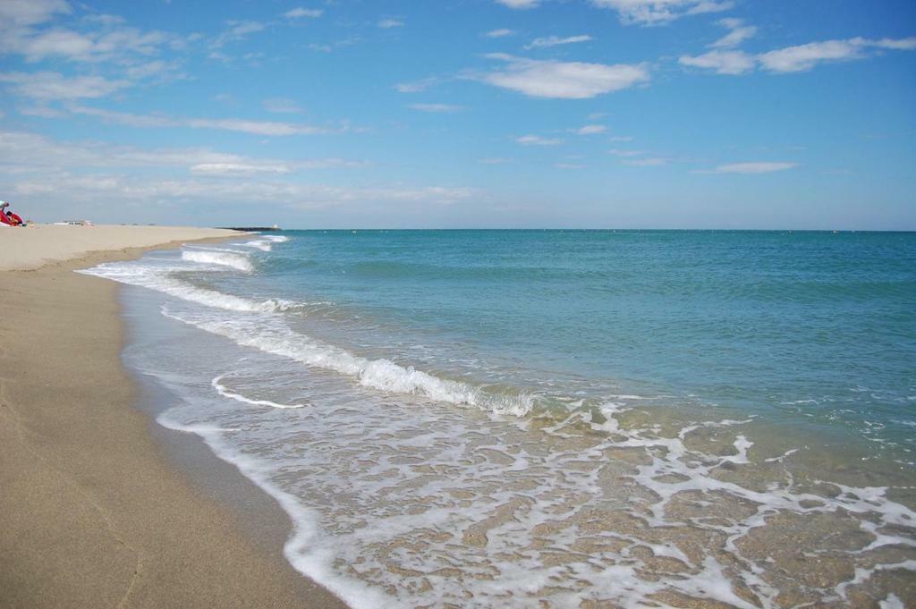 Barcaresa-Ravissant Appartement Piscine Vue Mer Wifi Parking Gratuit Le Barcares Luaran gambar